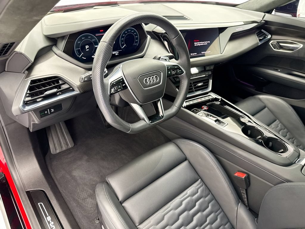 Used 2024 Audi e-tron GT Prestige AWD/4WD image 9