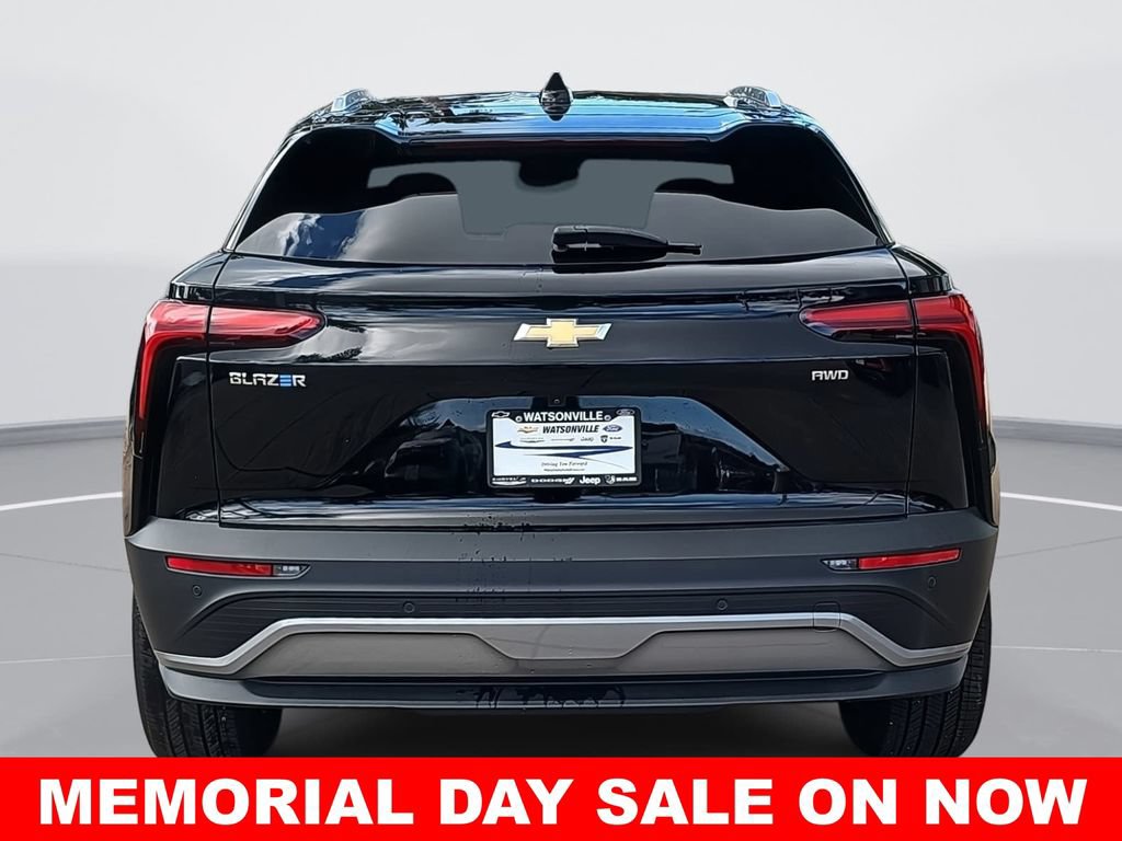 New 2024 Chevrolet Blazer EV LT AWD/4WD image 4