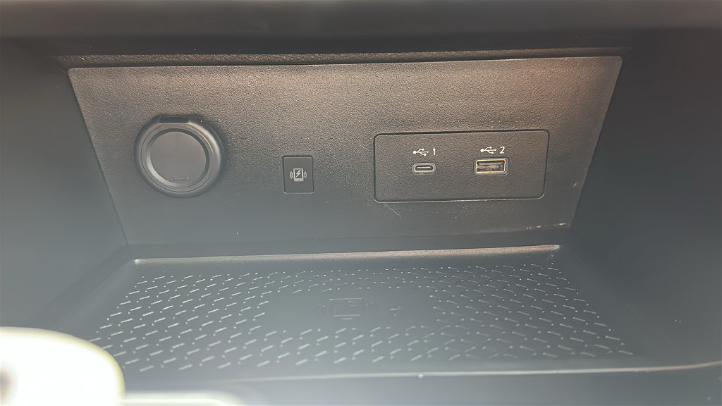 Used 2023 Nissan Pathfinder SL w/ Lighting Package (N92) AWD/4WD image 26
