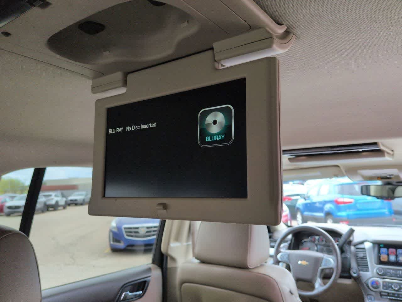 Used 2015 Chevrolet Suburban LTZ AWD/4WD image 38