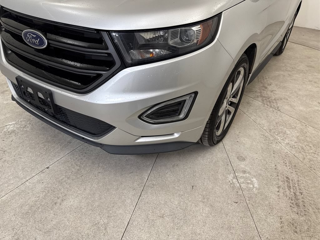 Used 2018 Ford Edge Sport w/ Technology Package AWD/4WD image 14