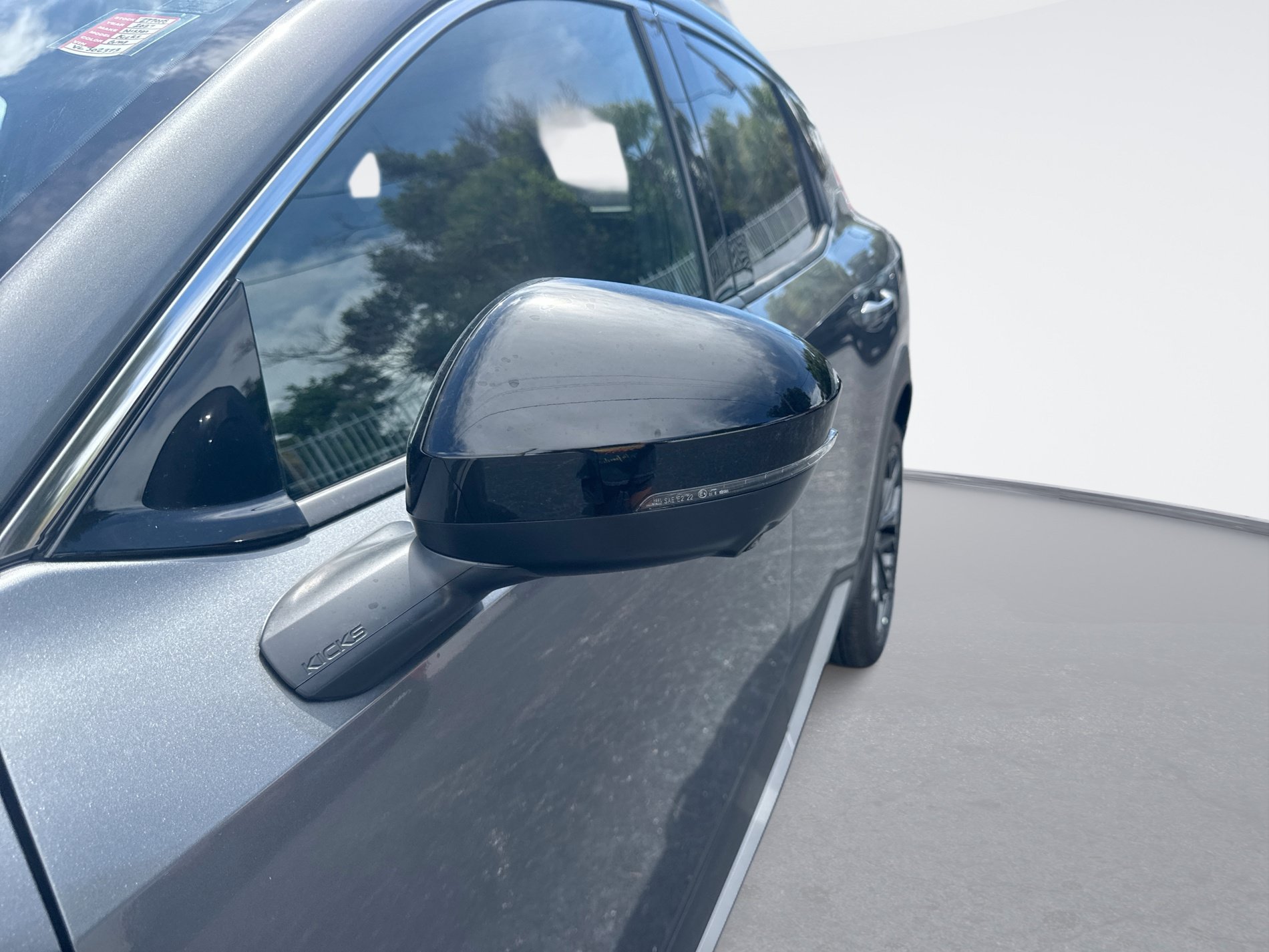 New 2027 Nissan Kicks SR FWD image 12