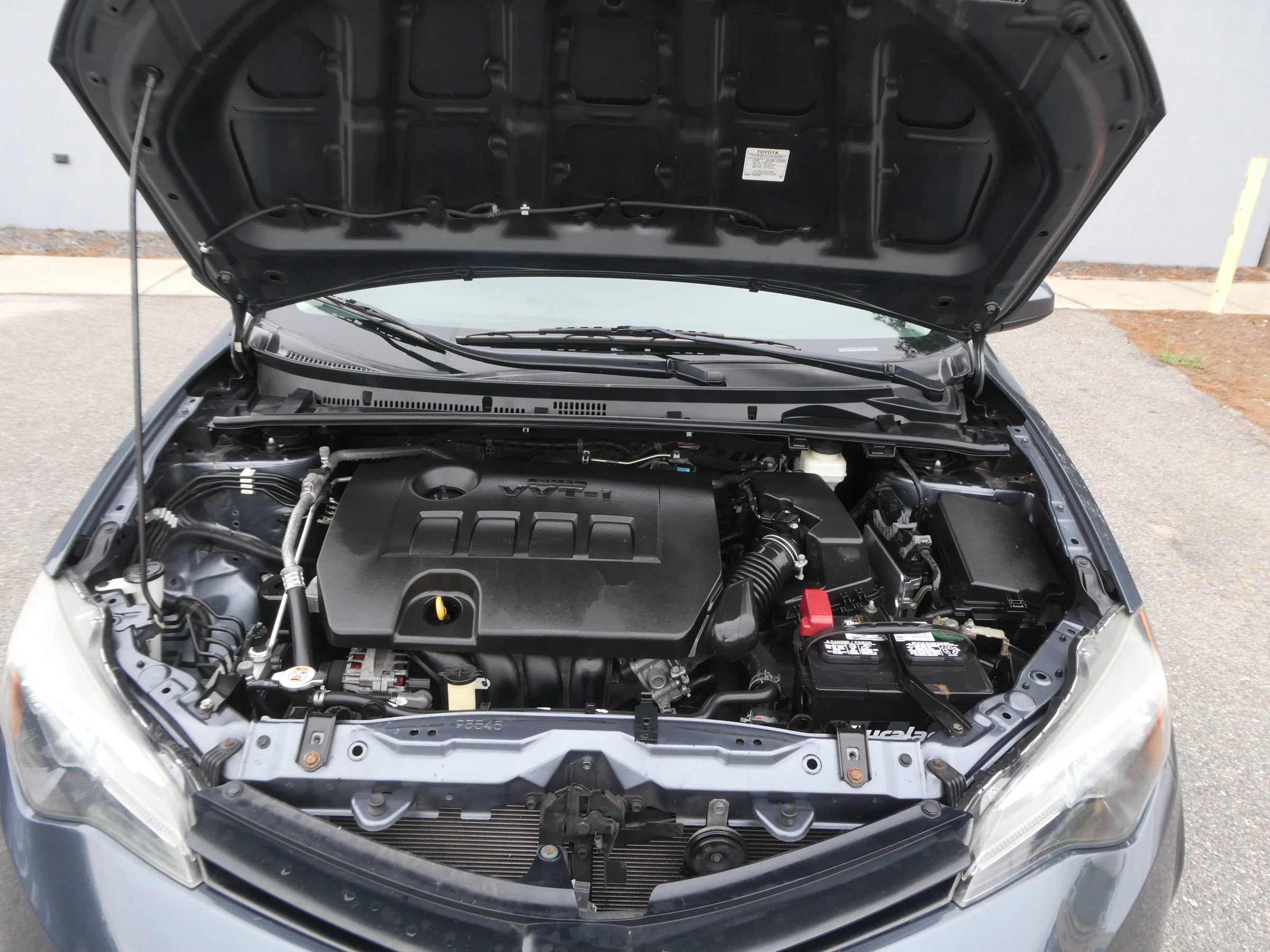 Used 2019 Toyota Corolla LE FWD image 31