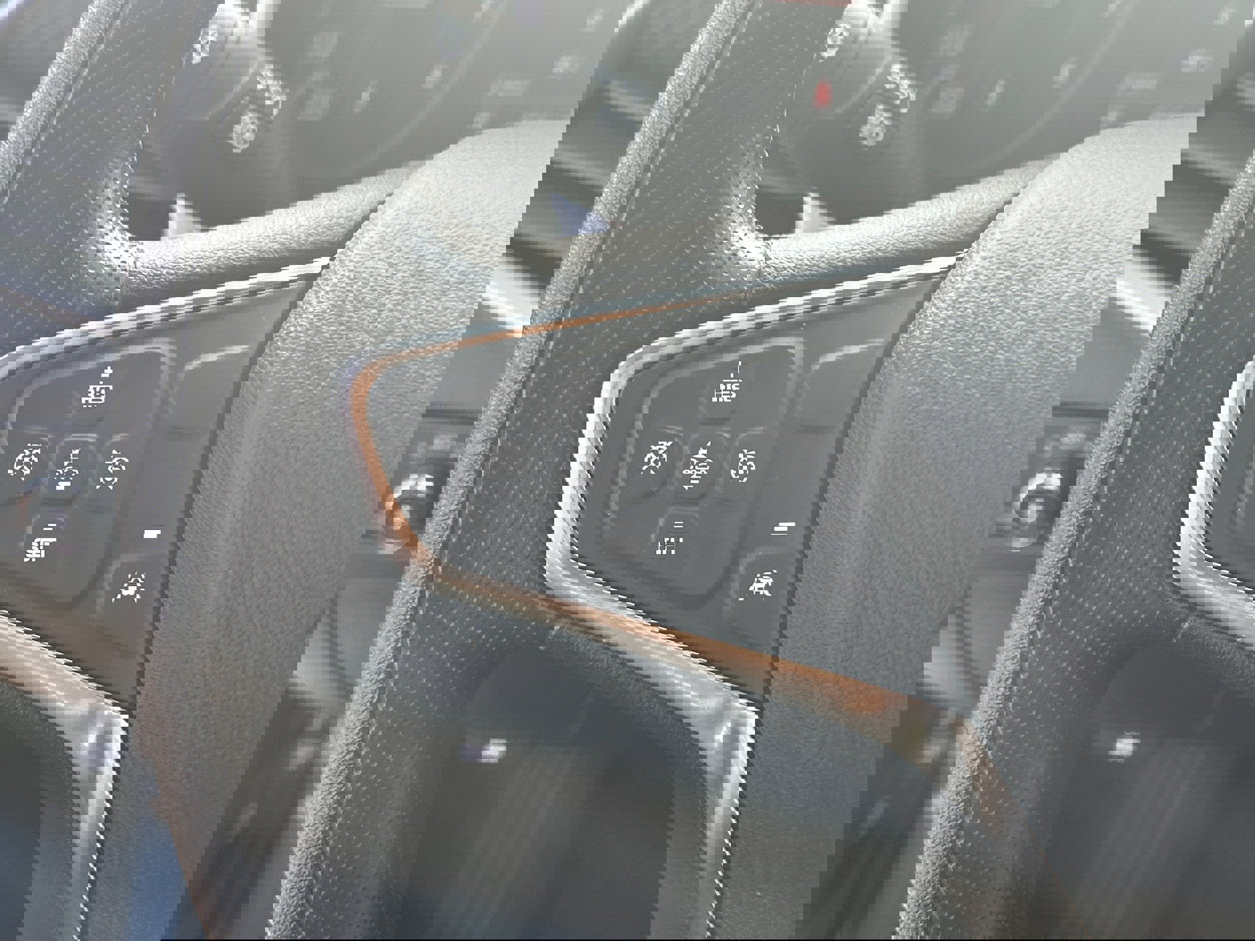 Used 2024 Chevrolet Malibu LT image 24