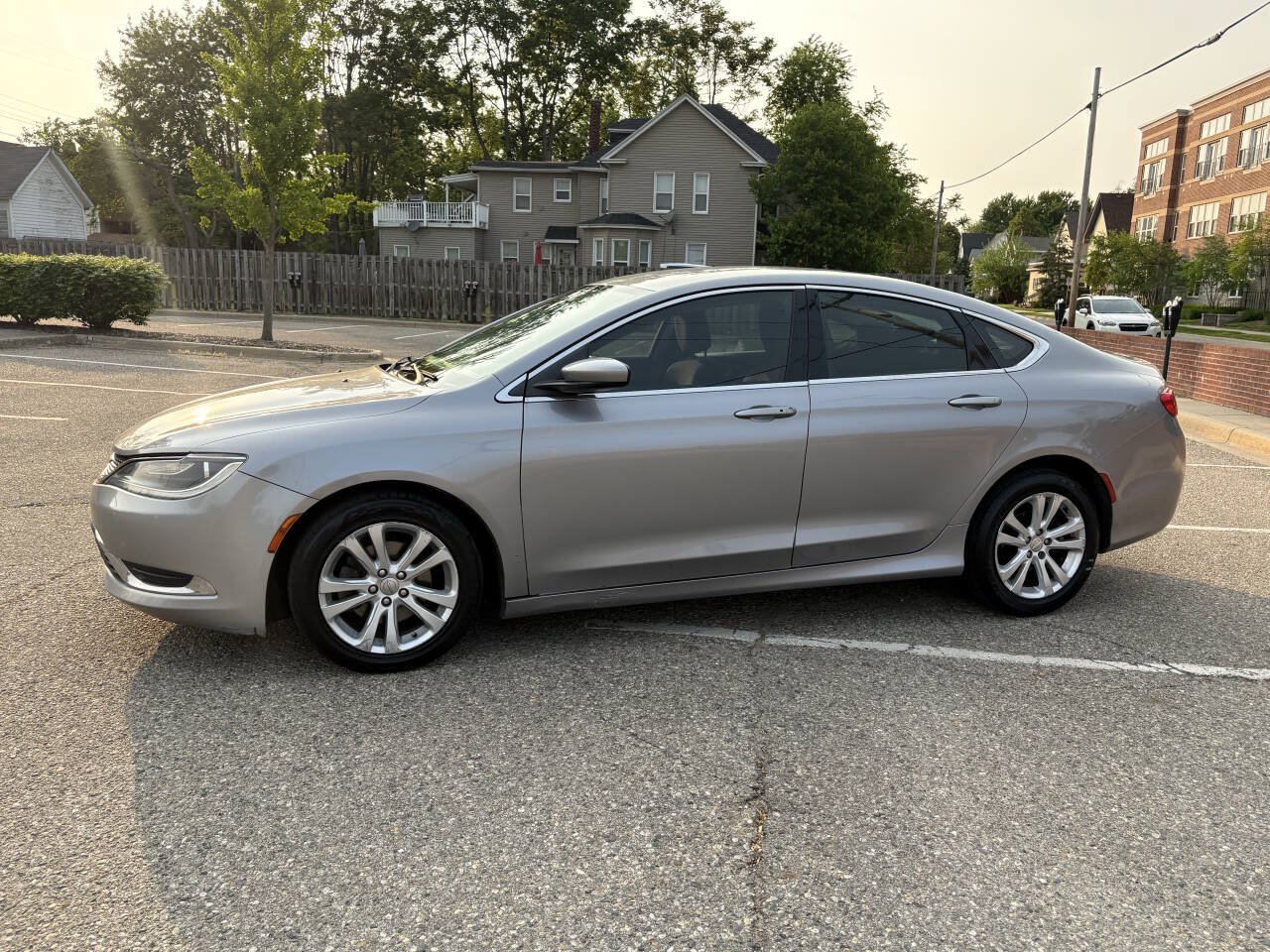 Used 2015 Chrysler 200 Limited w/ Convenience Group FWD image 15