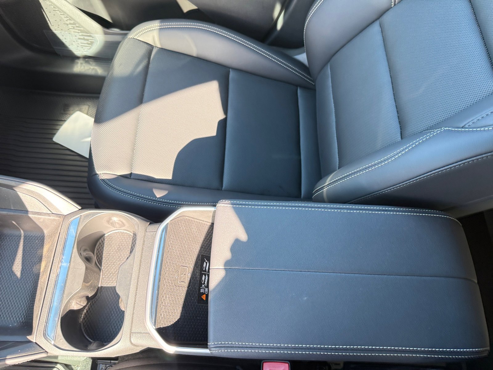 New 2026 GMC Terrain Elevation w/ Elevation Premium Package AWD/4WD image 14