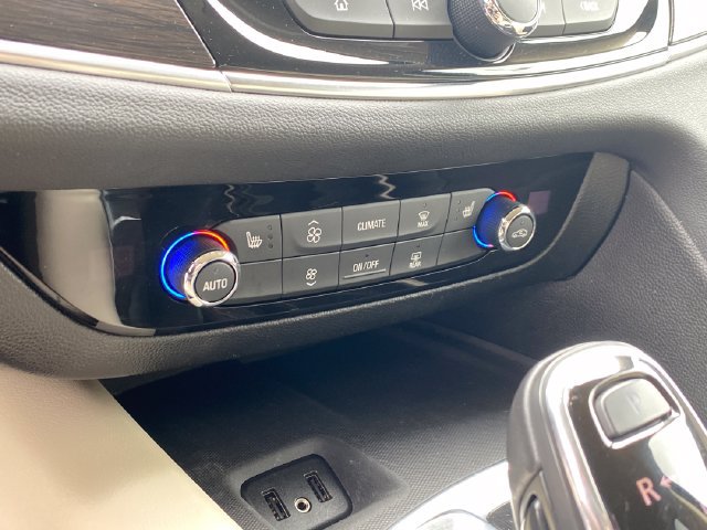 Used 2019 Buick Enclave Essence w/ Trailering Package, 5000 lbs. FWD image 14