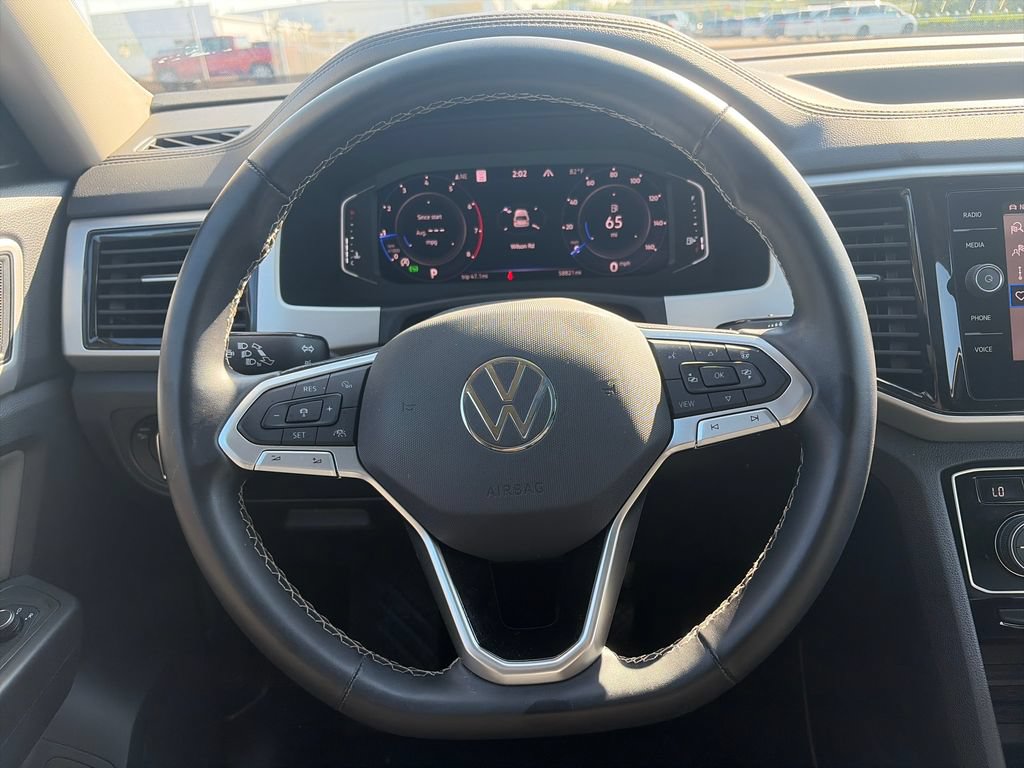 Used 2022 Volkswagen Atlas SEL AWD/4WD image 18