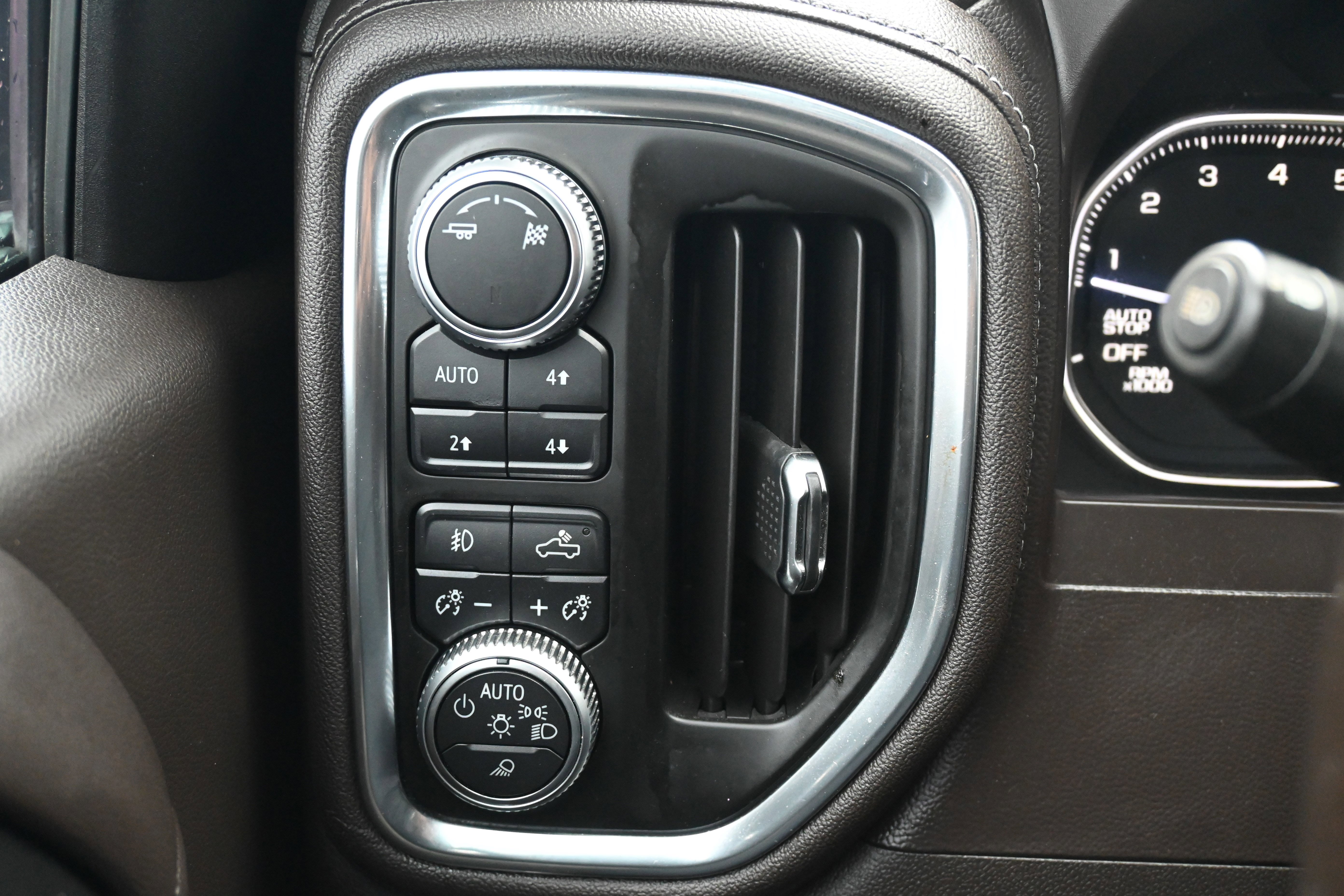 Used 2019 GMC Sierra 1500 SLT w/ SLT Premium Plus Package image 29