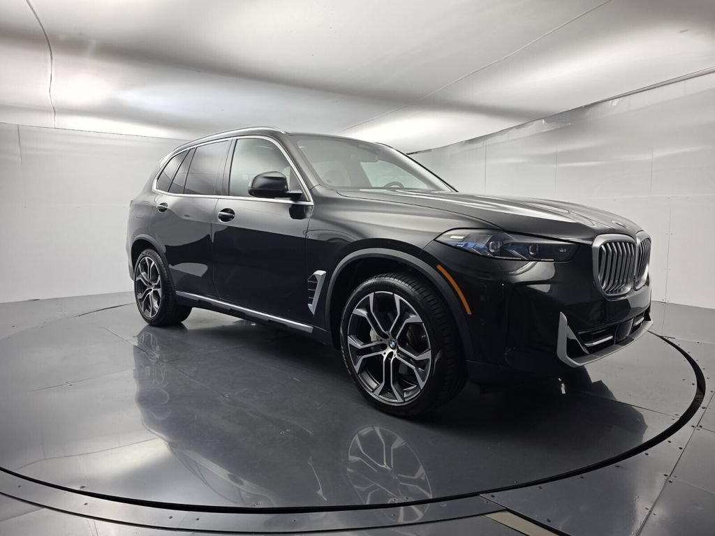 Certified 2025 BMW X5 sDrive40i w/ Premium Package
