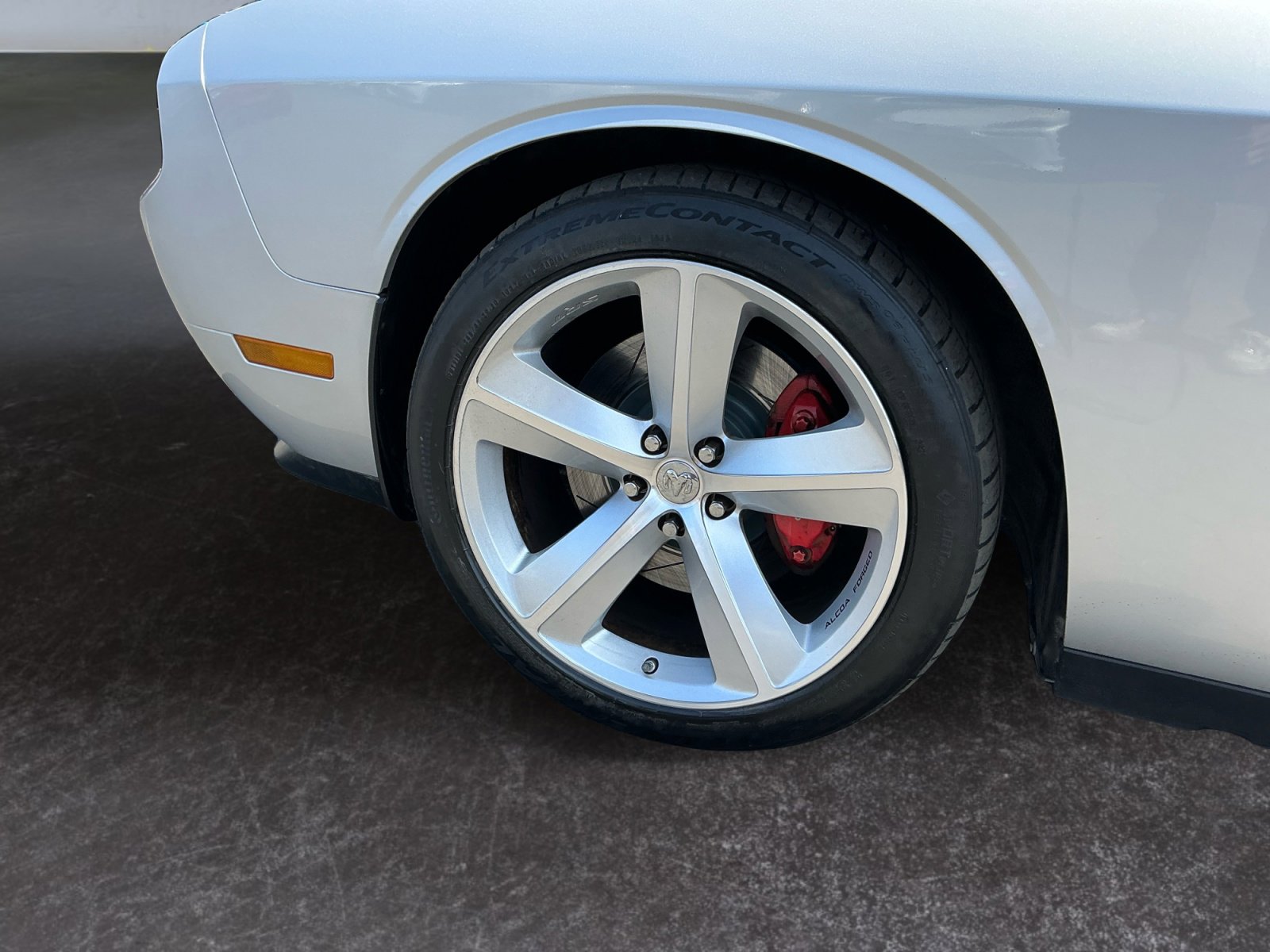 Used 2010 Dodge Challenger SRT8 w/ SRT Option Group II RWD image 9
