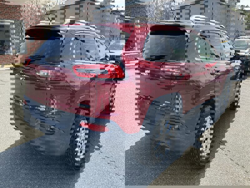 Used 2014 Jeep Cherokee Latitude w/ Comfort/Convenience Group image 5