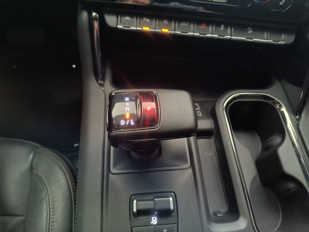 Used 2023 GMC Sierra 1500 AT4 w/ AT4 Premium Package AWD/4WD image 13