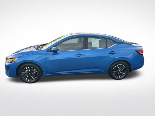 Used 2024 Nissan Sentra SV image 2