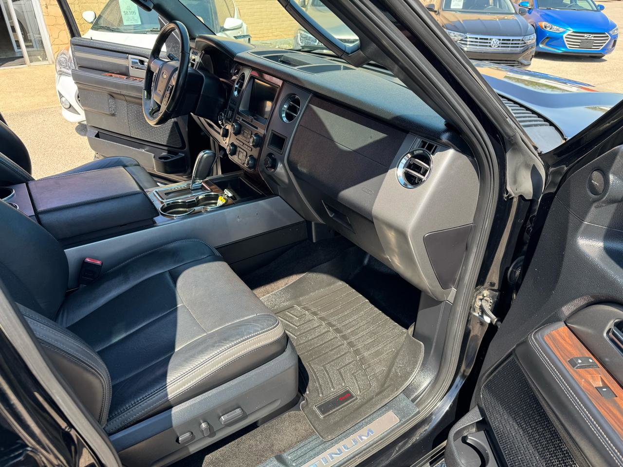 Used 2016 Ford Expedition Platinum image 20