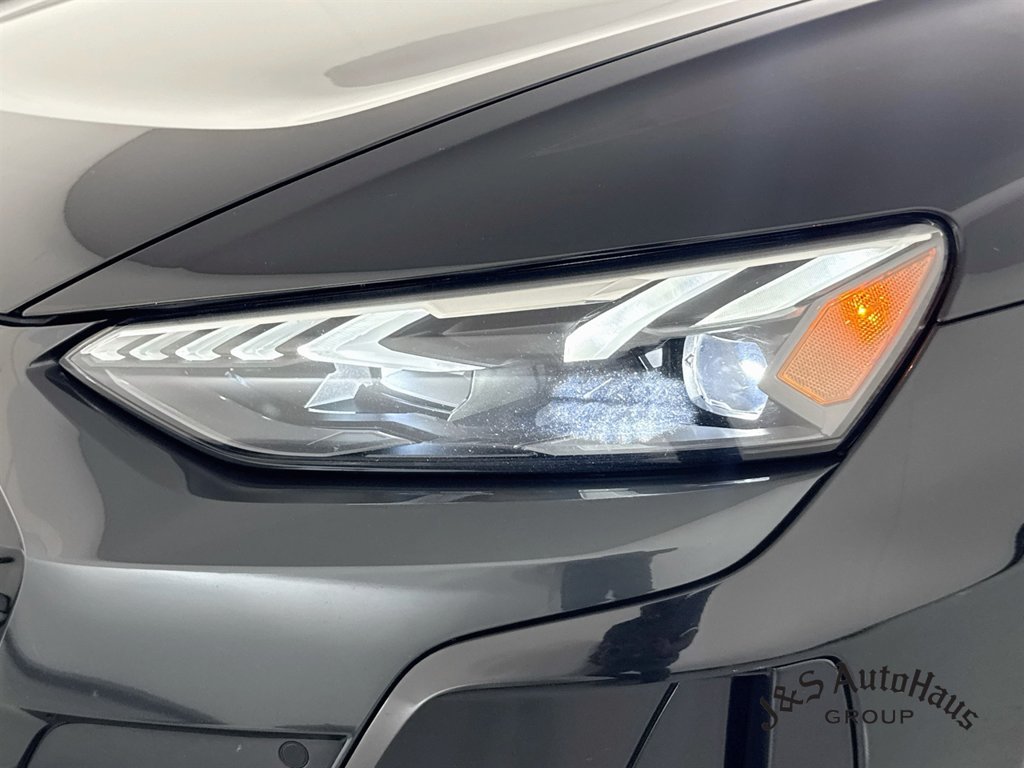 Used 2023 Audi e-tron GT Premium Plus AWD/4WD image 38