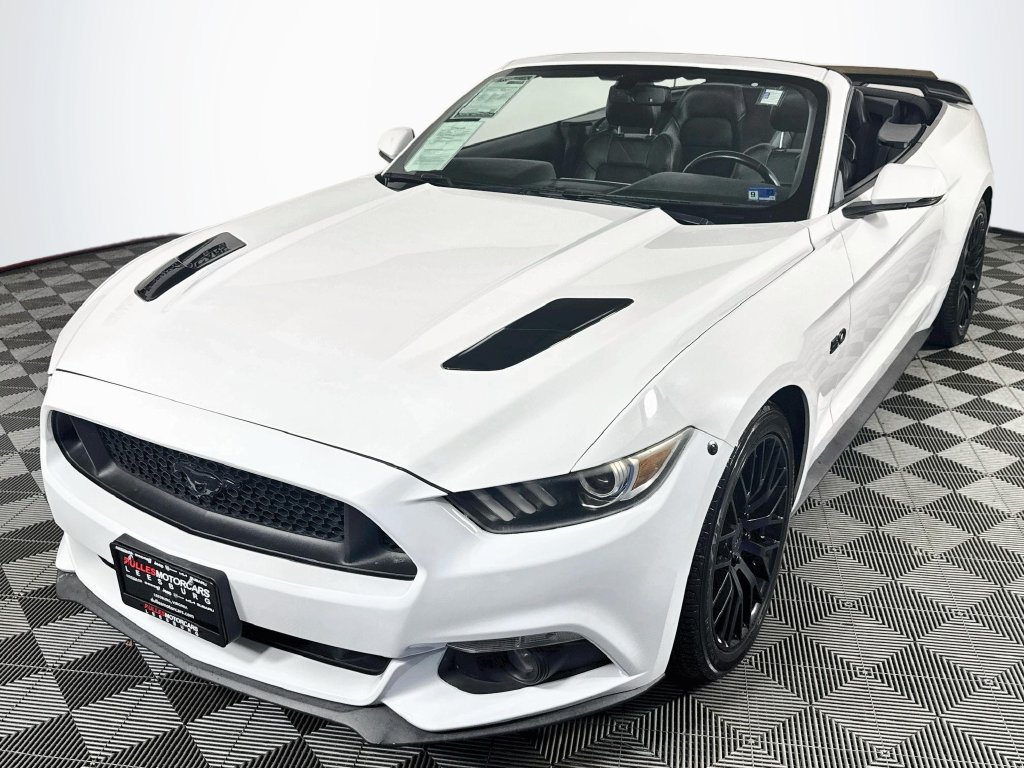 Used 2015 Ford Mustang GT Premium w/ Equipment Group 401A RWD image 3