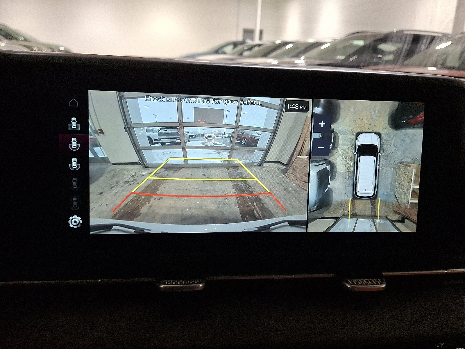 Used 2024 Kia Carnival SX image 22