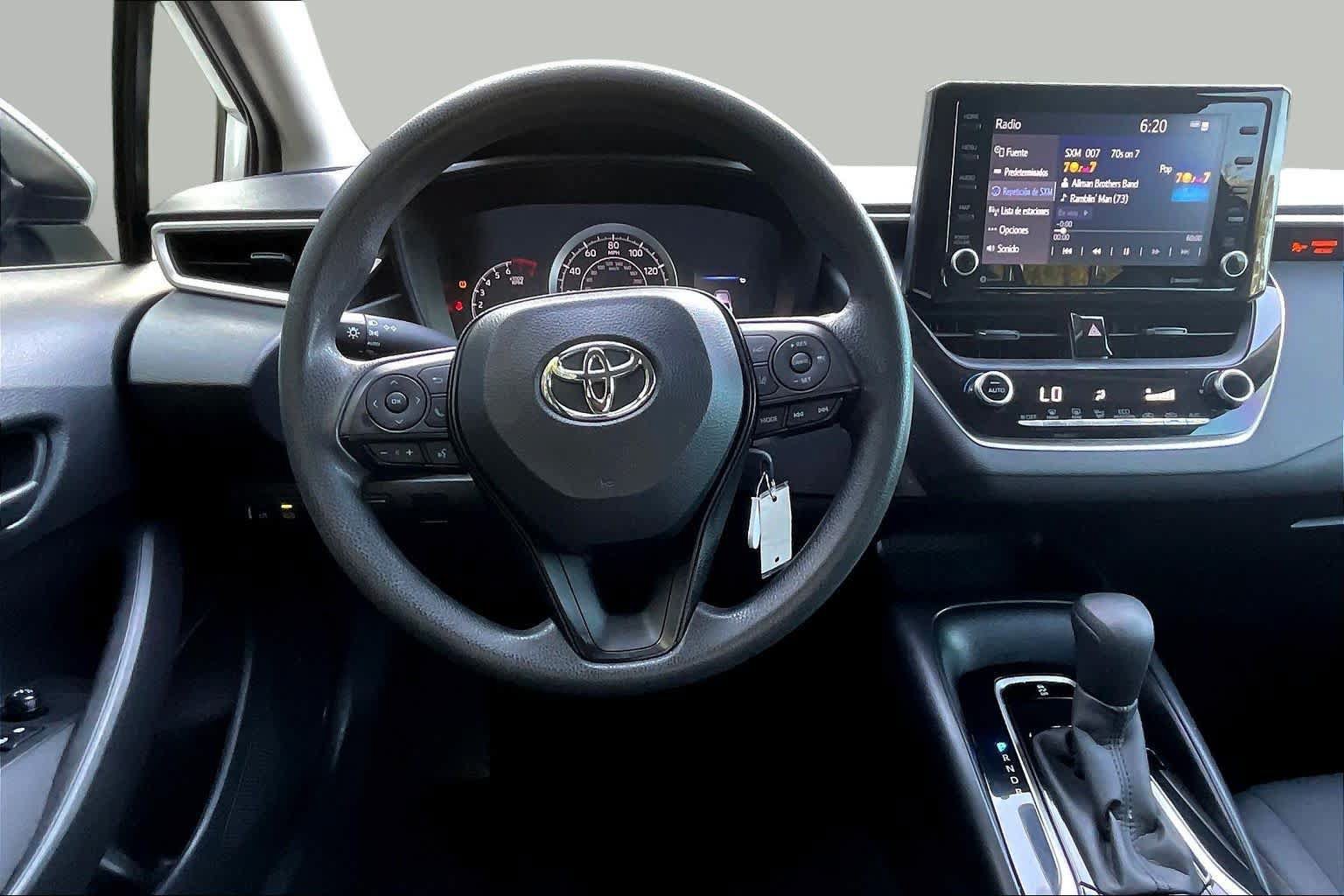 Used 2022 Toyota Corolla LE FWD image 6
