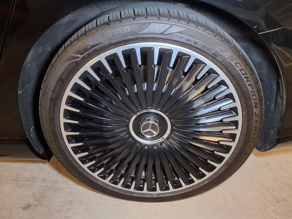 Used 2022 Mercedes-Benz EQS AMG 4MATIC image 19