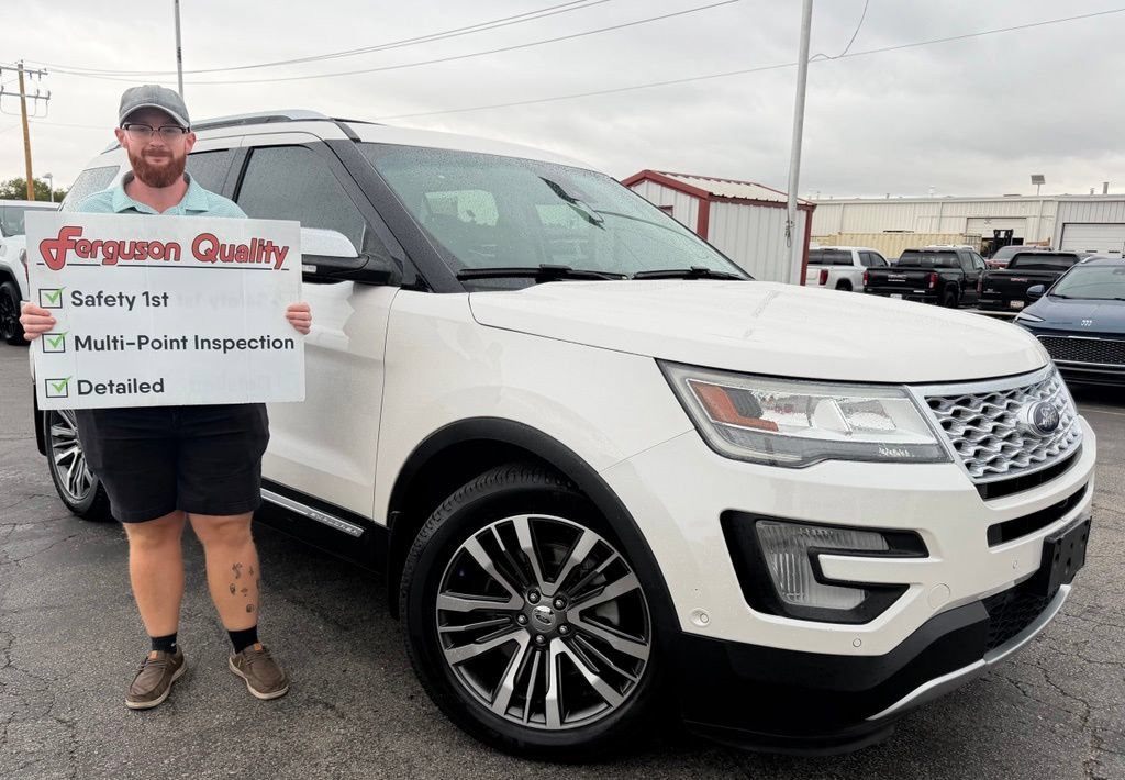 Used 2016 Ford Explorer Platinum AWD/4WD image 1