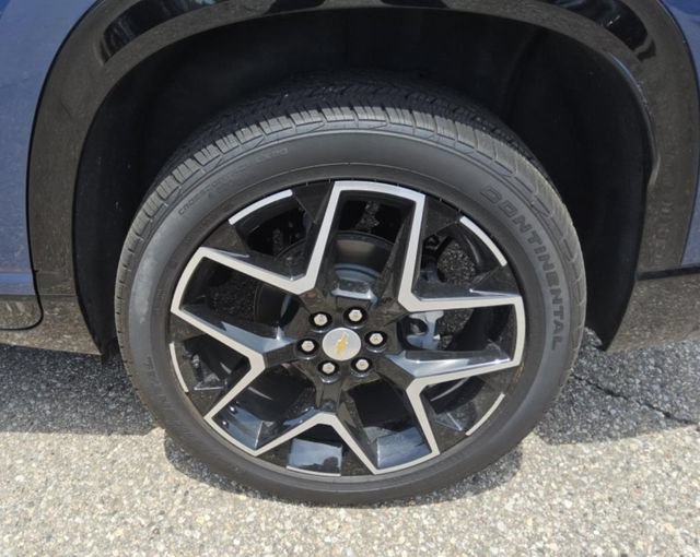 Used 2026 Chevrolet Traverse High Country w/ LPO, Floor Liner Package AWD/4WD image 10