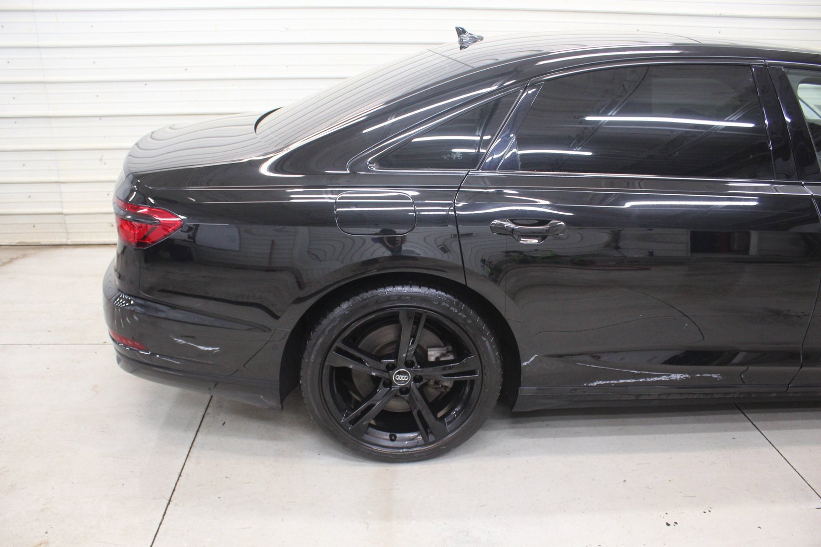 Used 2019 Audi A8 L 3.0T w/ Luxury Package image 33