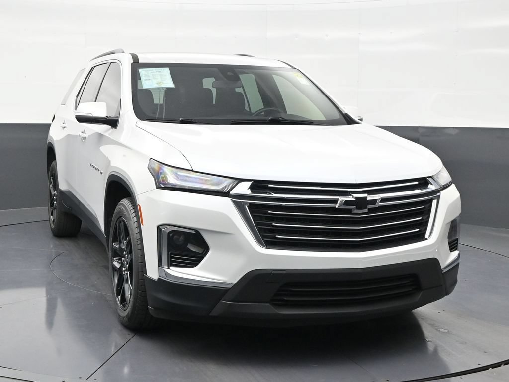 Used 2022 Chevrolet Traverse LT FWD image 7