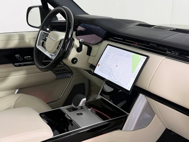 Used 2025 Land Rover Range Rover Autobiography AWD/4WD image 35