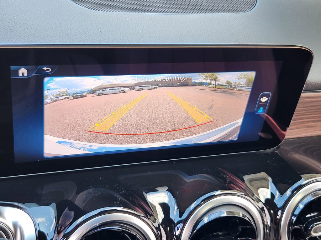 New 2026 Mercedes-Benz GLB 250 4MATIC image 17