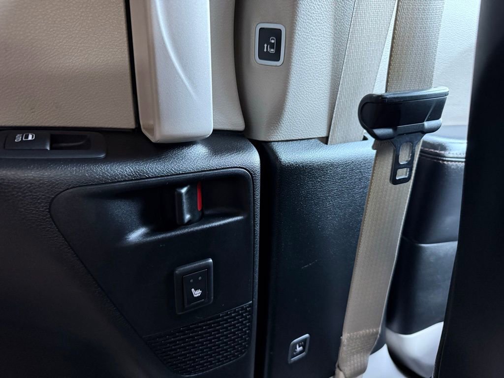 Used 2019 Chrysler Pacifica Touring-L Plus w/ Advanced Safetytec Group image 19