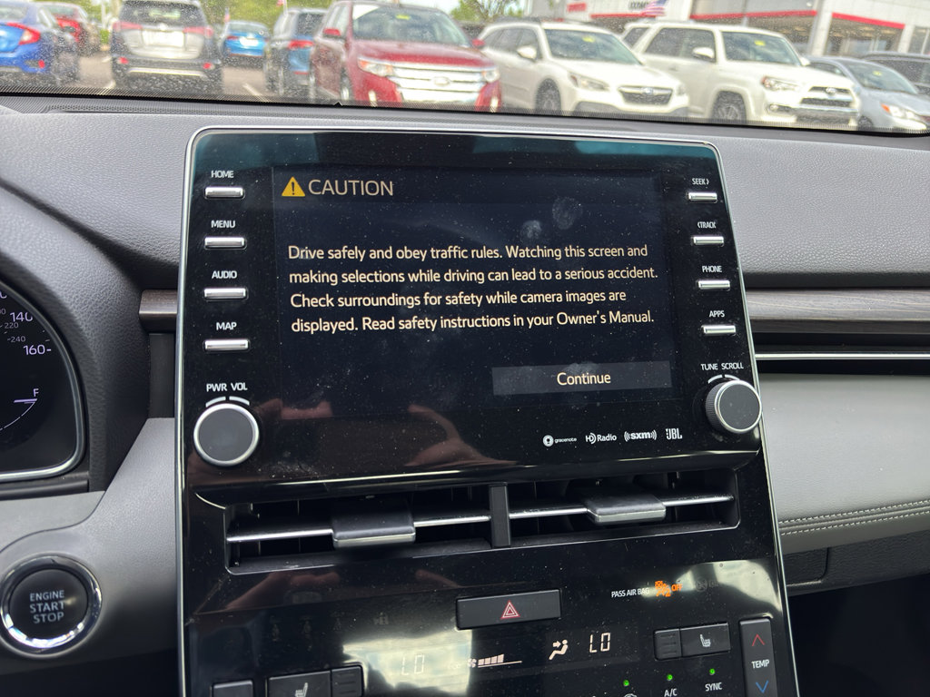 Certified 2019 Toyota Avalon XLE w/ Moonroof Package FWD image 11