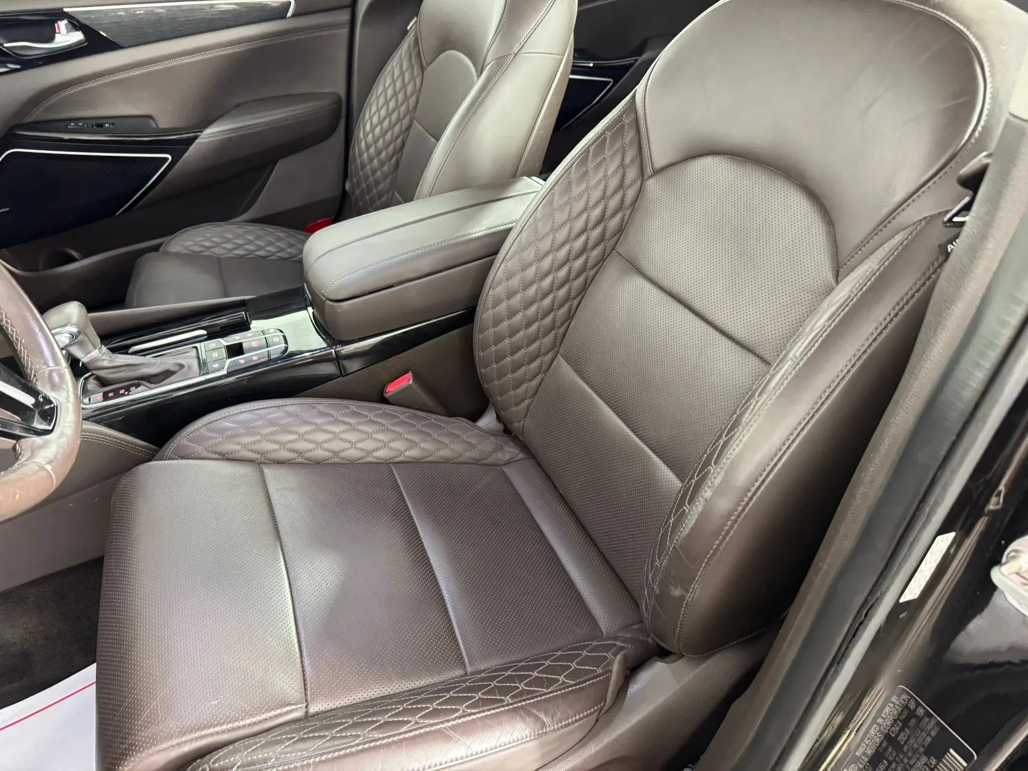 Used 2018 Kia Cadenza Limited FWD image 34