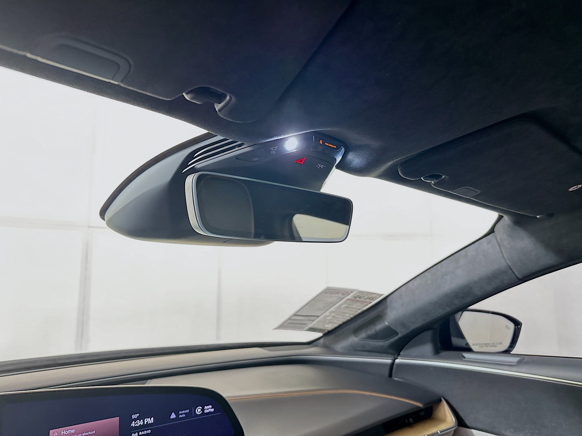 Used 2024 Lucid Air Touring AWD/4WD image 18