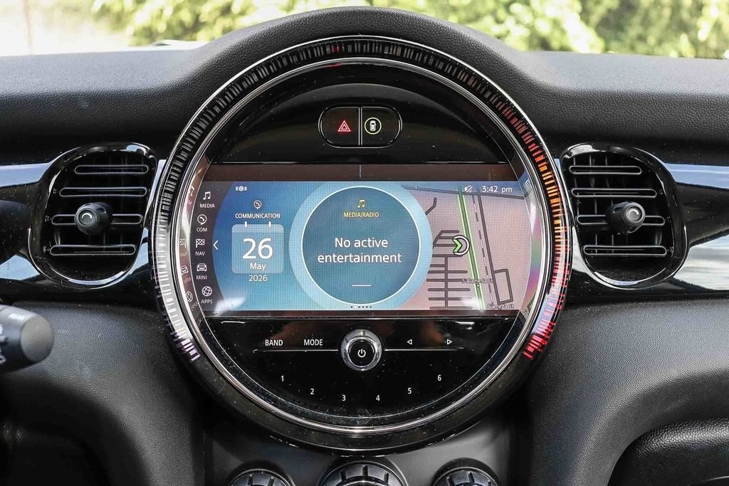 Used 2023 MINI Cooper 2-Door Hardtop FWD image 18