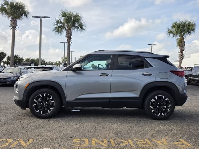 Certified 2023 Chevrolet TrailBlazer LT w/ Convenience Package FWD image 3