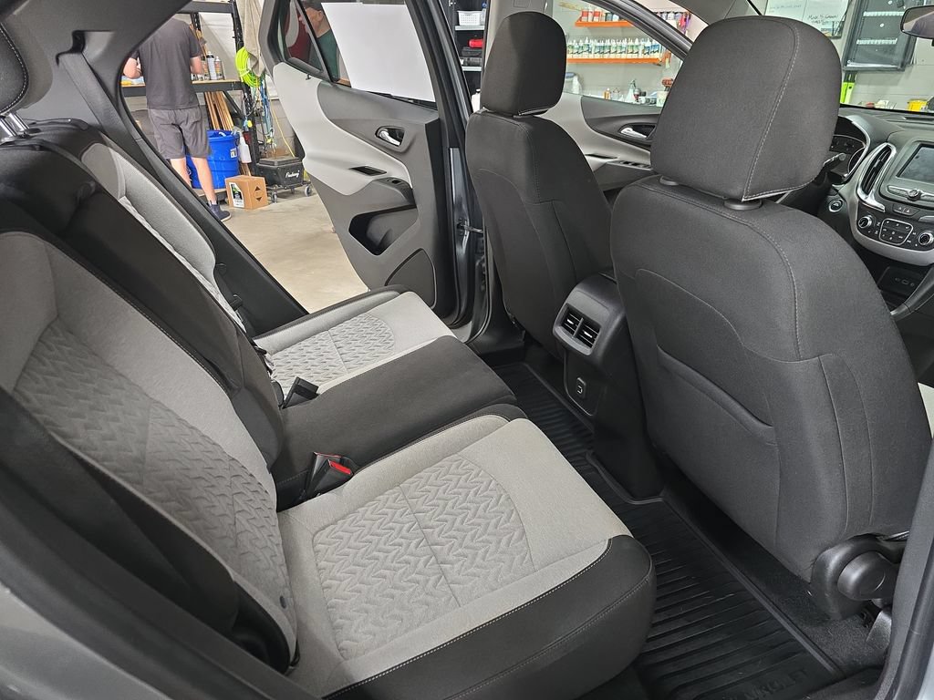 Used 2024 Chevrolet Equinox LT AWD/4WD image 11