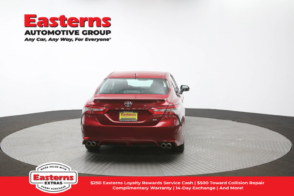 Used 2018 Toyota Camry SE w/ Audio Package FWD image 39