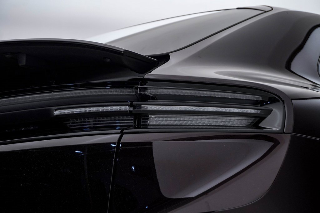 New 2025 Porsche Macan 4 Electric image 13