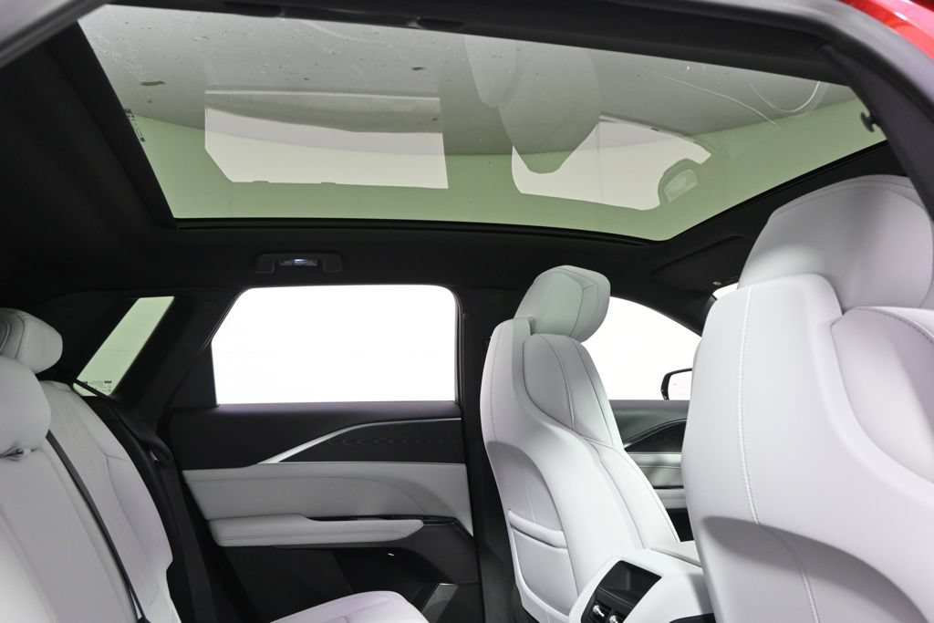 New 2026 Cadillac Lyriq Luxury w/ LPO, Floor Liner Package AWD/4WD image 17