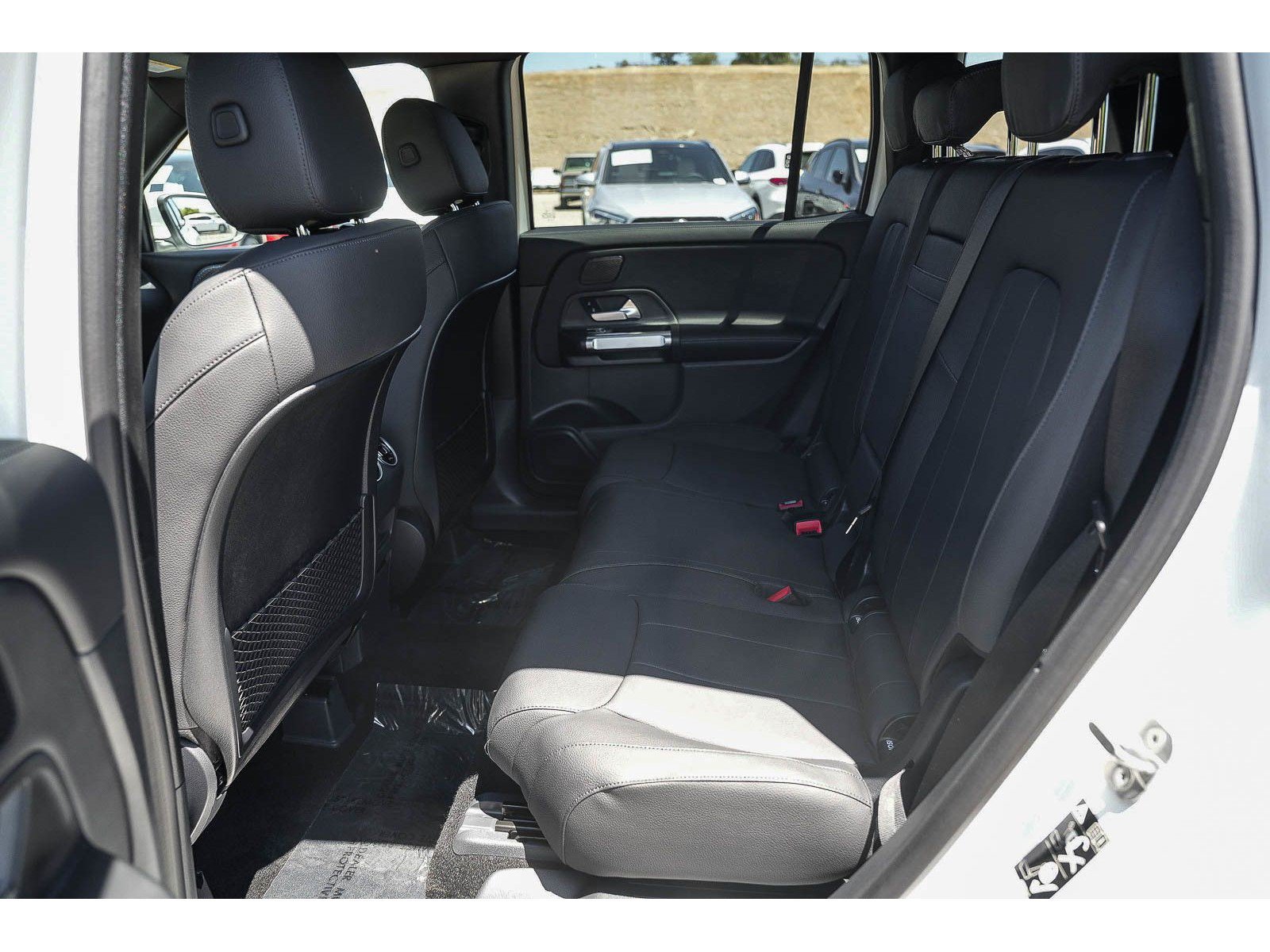 New 2026 Mercedes-Benz GLB 250 4MATIC image 18