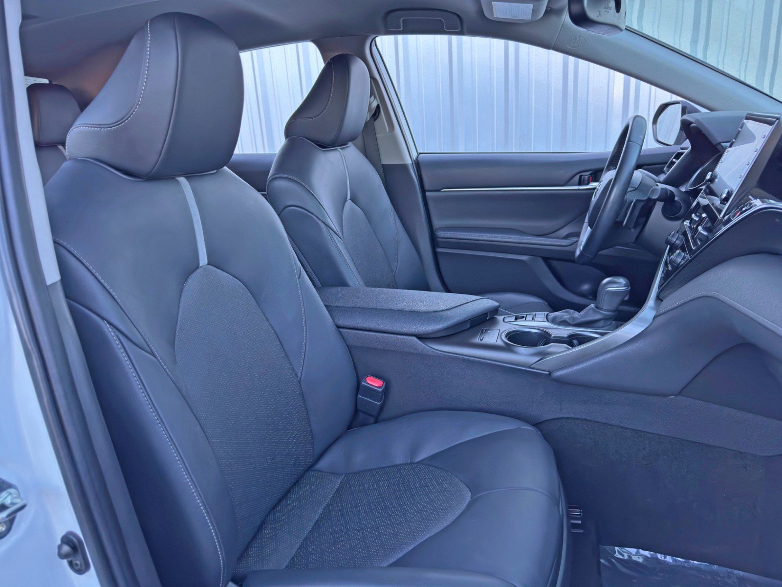 Used 2021 Toyota Camry XSE image 34