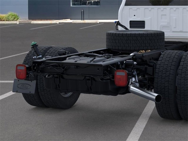 New 2025 Ford F550 4x4 SuperCab Super Duty image 21