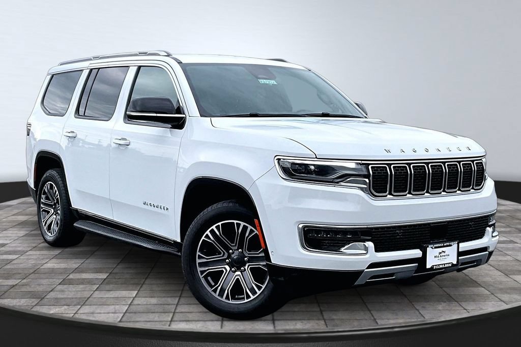 Used 2023 Jeep Wagoneer Series II AWD/4WD image 12