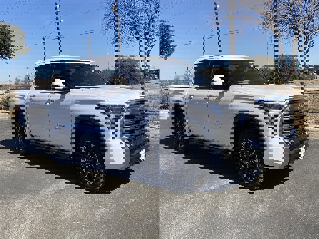 New 2026 Toyota Tundra Limited image 3