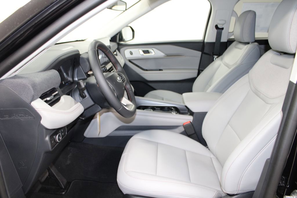 New 2026 Ford Explorer Active image 21