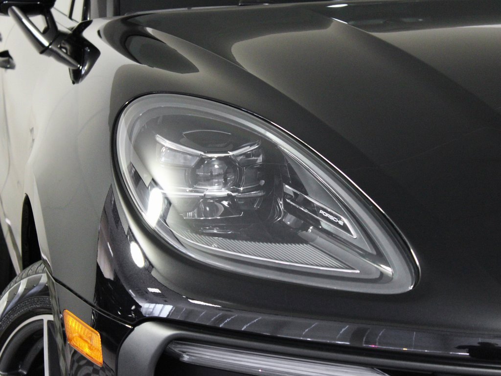 New 2026 Porsche Macan image 11