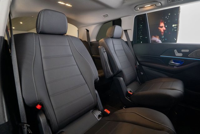 New 2026 Mercedes-Benz GLS 450 4MATIC image 35