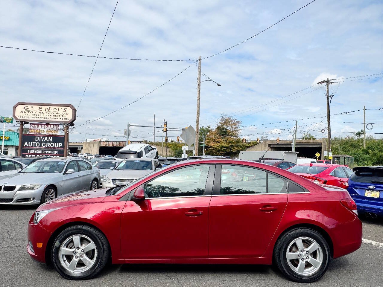 Used 2012 Chevrolet Cruze LT FWD image 3