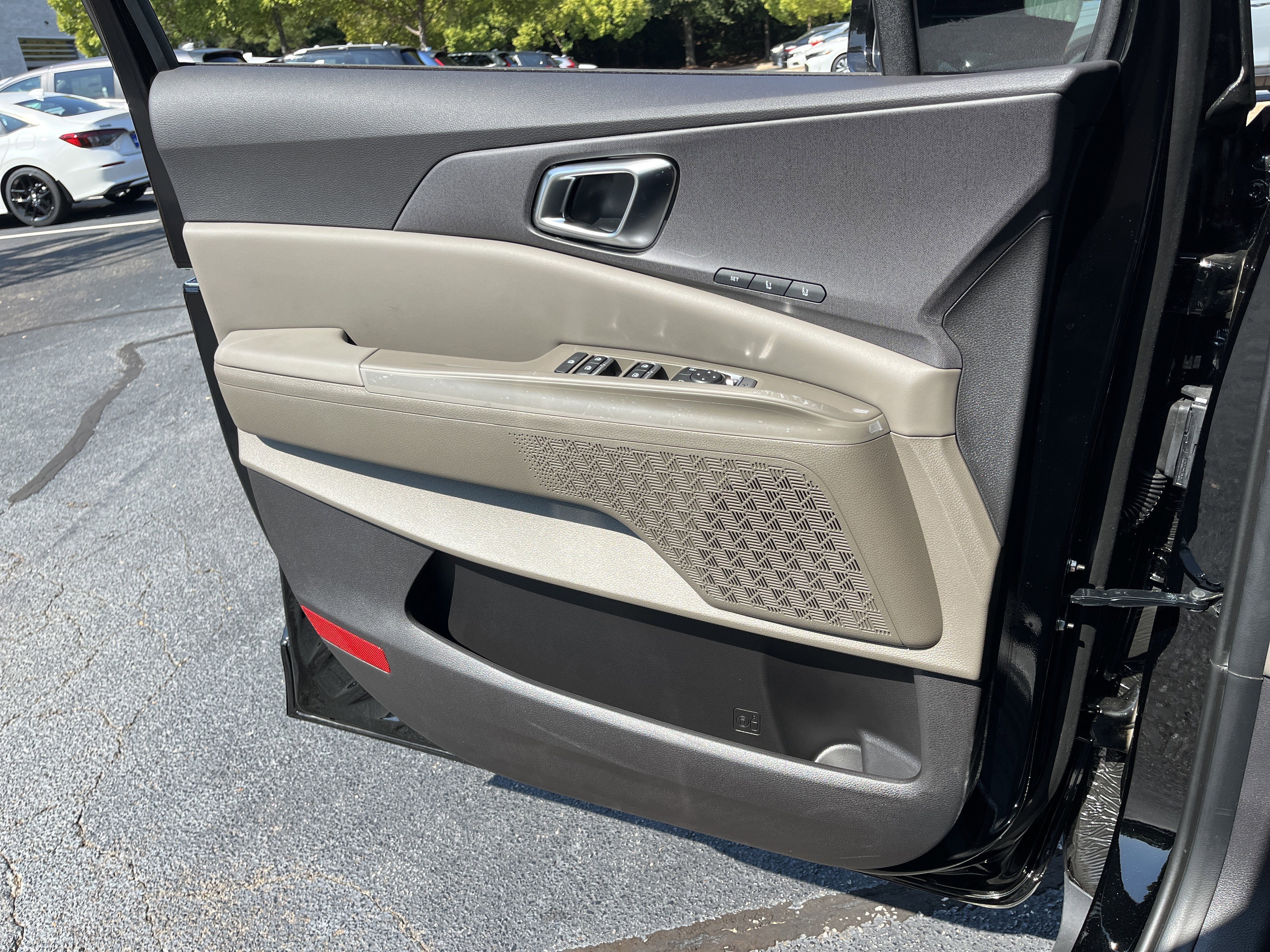 New 2026 Kia Carnival EX image 20